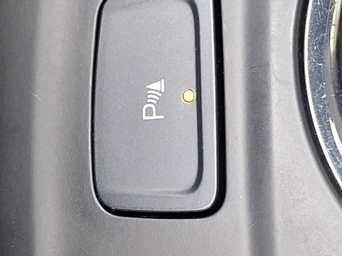 Certified 2024 Chevrolet Equinox RS image 44