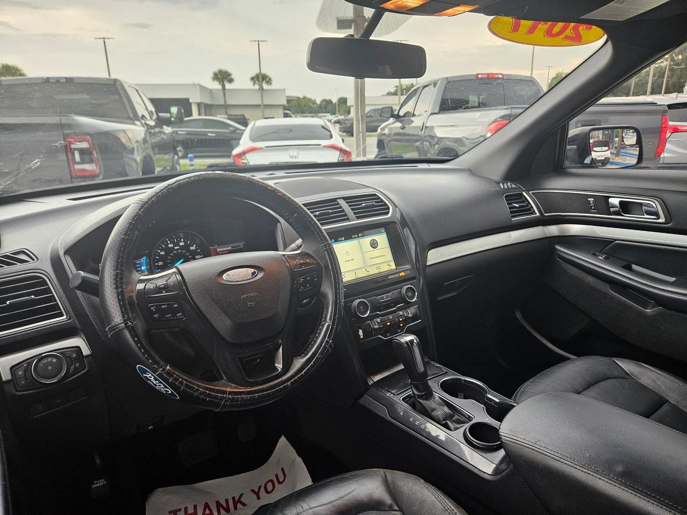 Used 2017 Ford Explorer XLT w/ Equipment Group 202A FWD image 12