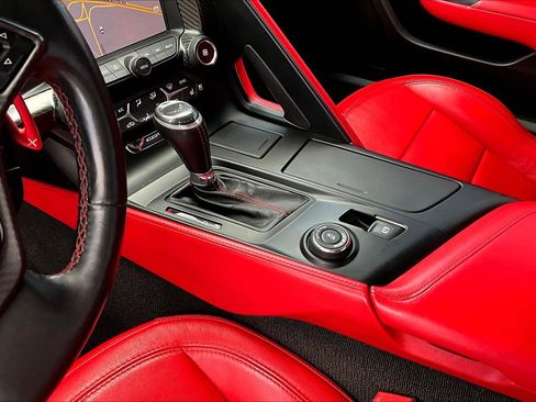 Used 2015 Chevrolet Corvette Stingray Coupe w/ 3LT Preferred Equipment Group image 15