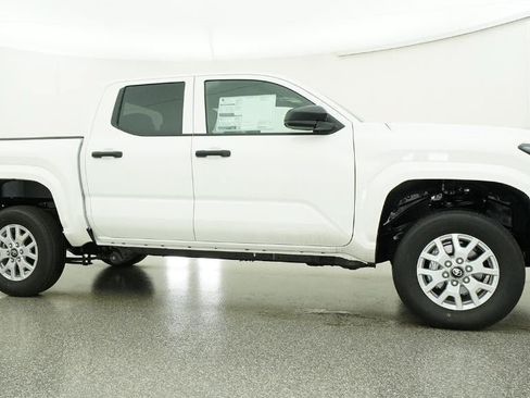 New 2026 Toyota Tacoma SR AWD/4WD image 28