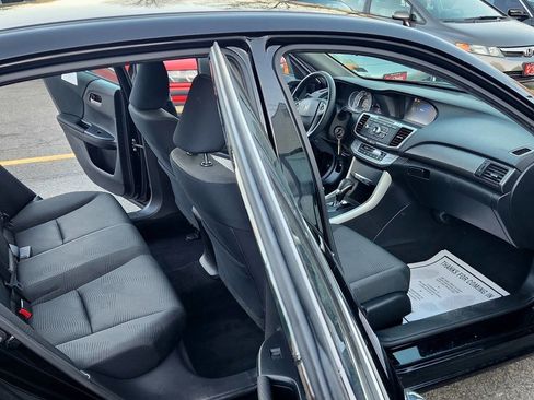 Used 2015 Honda Accord LX image 4