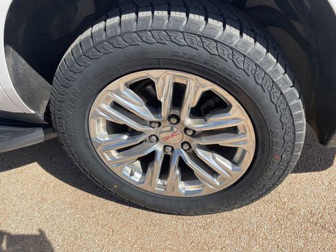 Used 2022 GMC Yukon SLE RWD image 35