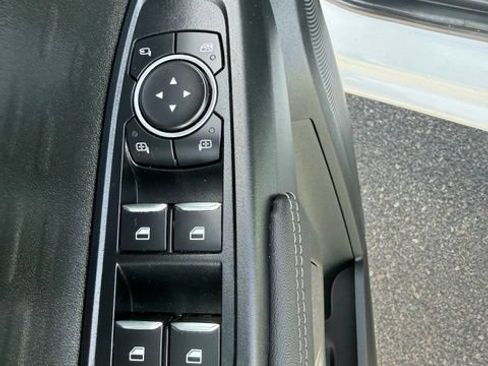 Used 2024 Ford Ranger XLT w/ Equipment Group 301A High AWD/4WD image 15