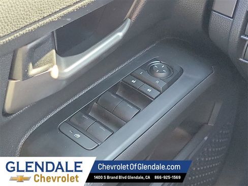 Used 2025 Toyota Tacoma TRD Sport image 32