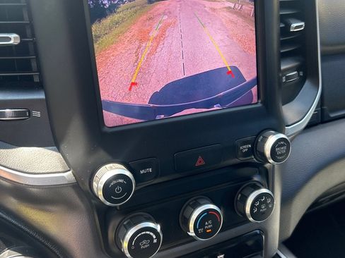 Used 2020 RAM 1500 Lone Star RWD image 12