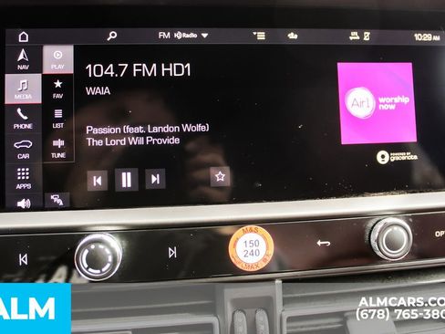 Used 2024 Porsche Macan image 33