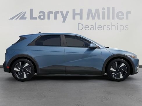 New 2026 Hyundai Ioniq 5 SE RWD image 7