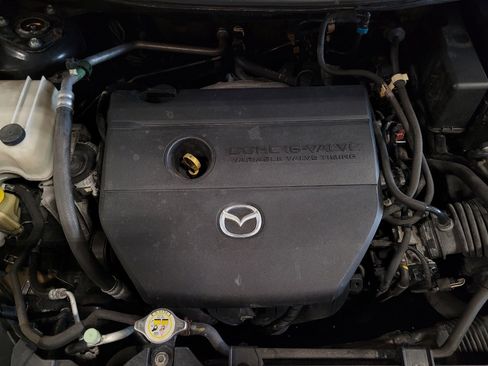 Used 2014 MAZDA MAZDA5 Touring FWD image 30