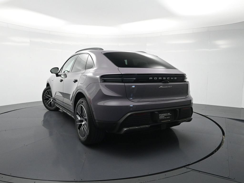 Certified 2025 Porsche Macan 4S Electric AWD/4WD image 24