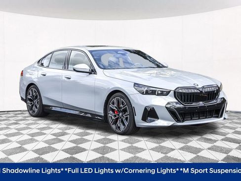 Used 2024 BMW i5 eDrive40i w/ M Sport Package image 21