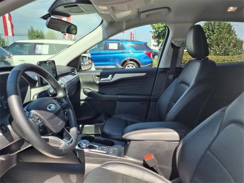 Used 2022 Ford Escape SEL image 5