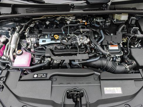 New 2026 Toyota Prius Plug-In Hybrid FWD image 14