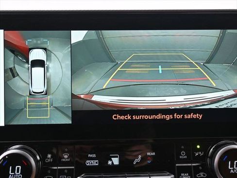 Certified 2025 Toyota Highlander LE AWD/4WD image 24