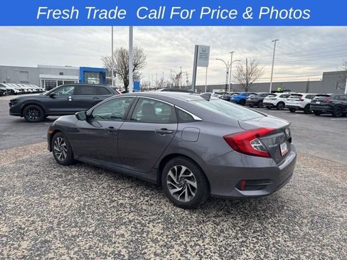 Used 2018 Honda Civic EX image 10