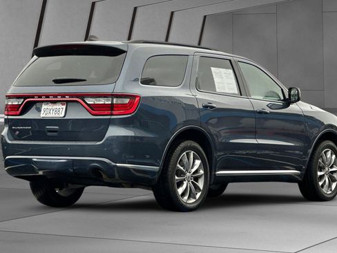 Used 2021 Dodge Durango SXT image 4