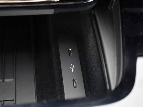 New 2025 Porsche Cayenne Coupe image 35