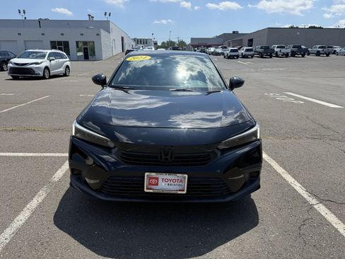 Used 2024 Honda Civic Sport image 2