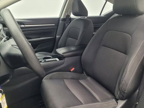 Used 2021 Nissan Altima 2.5 SV image 17