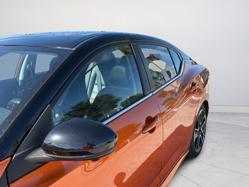 Certified 2025 Nissan Sentra SR w/ SR Premium Package FWD image 34