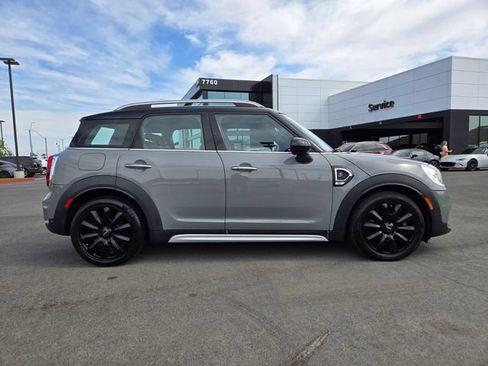 Used 2019 MINI Cooper Countryman S w/ Premium Package FWD image 7