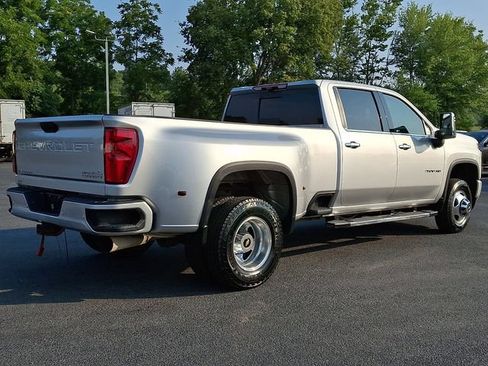 Used 2022 Chevrolet Silverado 3500 High Country AWD/4WD image 9