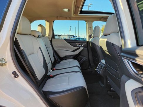 Used 2021 Subaru Forester Limited image 14