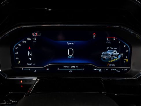 Used 2024 Chevrolet Silverado 2500 ZR2 w/ Technology Package image 20