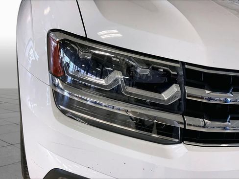 Used 2019 Volkswagen Atlas SEL FWD image 25