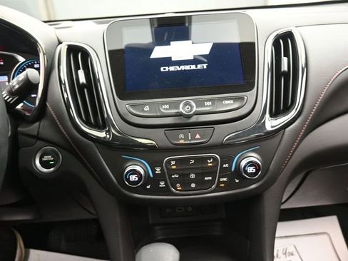 Used 2023 Chevrolet Equinox RS w/ RS Leather Package image 10