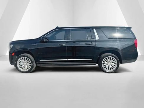 Used 2023 GMC Yukon XL Denali w/ Denali Reserve Package AWD/4WD image 4