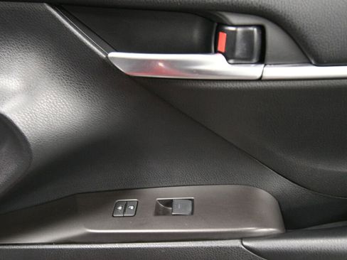 Certified 2023 Toyota Camry SE image 26