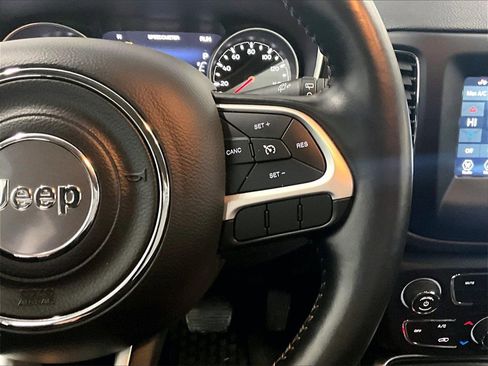 Used 2021 Jeep Compass Latitude w/ Convenience Group image 24