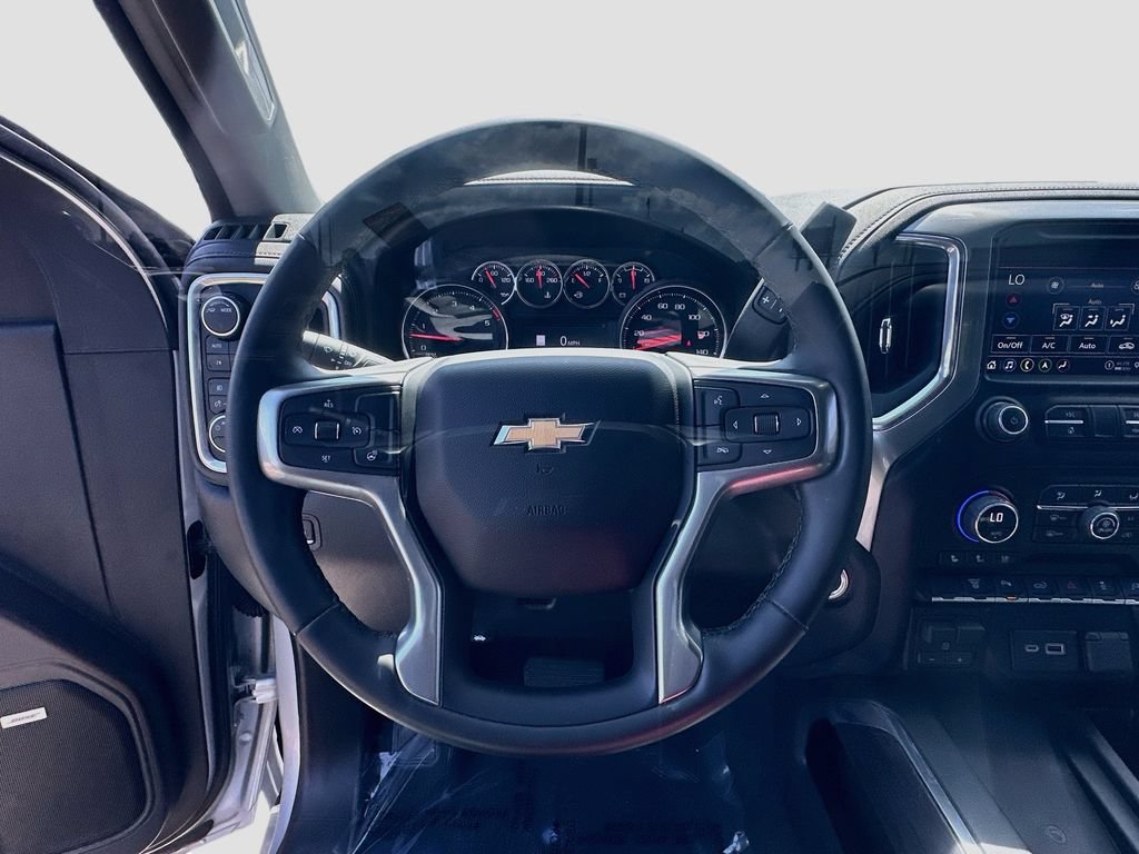 Used 2023 Chevrolet Silverado 2500 LTZ w/ LTZ Convenience Package AWD/4WD image 11