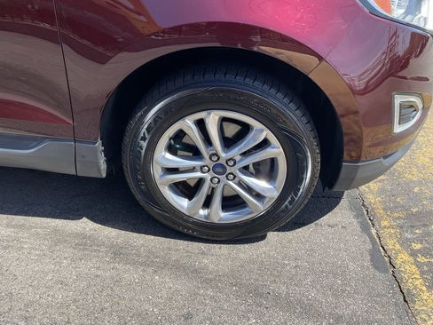 Used 2018 Ford Edge SEL w/ Equipment Group 201A AWD/4WD image 11