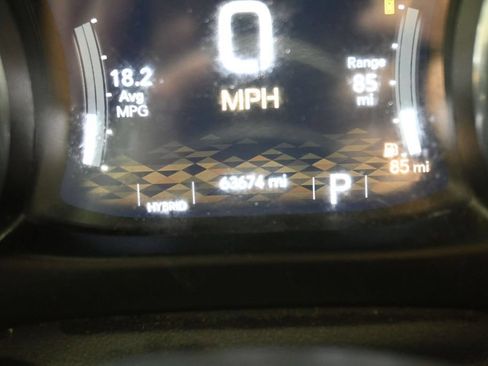Used 2022 Jeep Wrangler Unlimited Sahara w/ Cold Weather Group AWD/4WD image 19