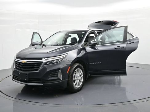Used 2022 Chevrolet Equinox LT w/ Driver Convenience Package AWD/4WD image 33