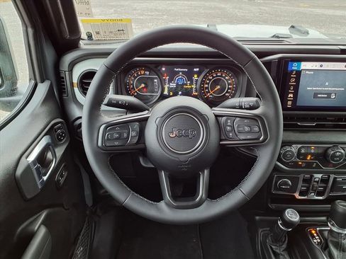 New 2026 Jeep Gladiator Sport image 16