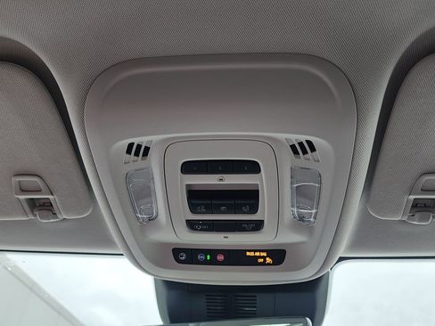 New 2026 Buick Envision Avenir AWD/4WD image 38