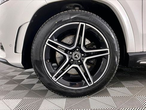 Certified 2023 Mercedes-Benz GLS 450 4MATIC image 8