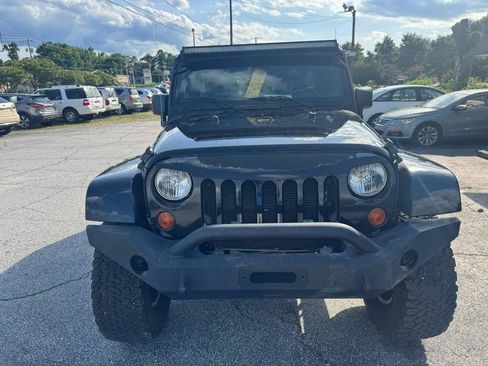 Used 2012 Jeep Wrangler Unlimited Sport AWD/4WD image 3