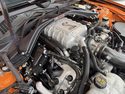 Used 2021 Ford Mustang Shelby GT500 w/ Technology Package image 47