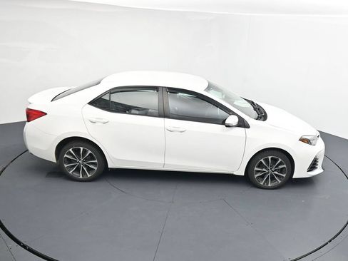 Used 2019 Toyota Corolla SE FWD image 17