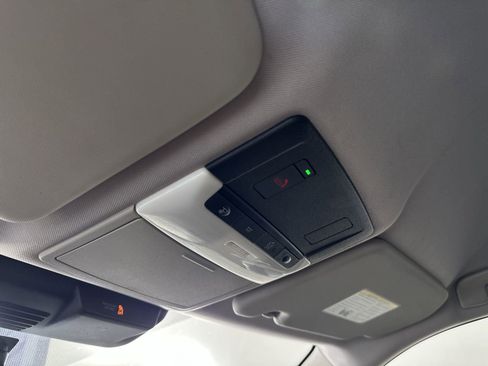 Used 2022 Mitsubishi Outlander SE image 26