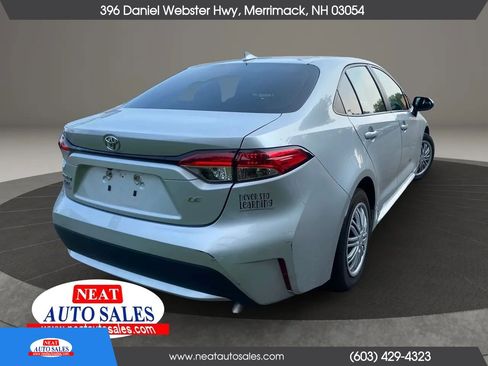 Used 2022 Toyota Corolla LE FWD image 5