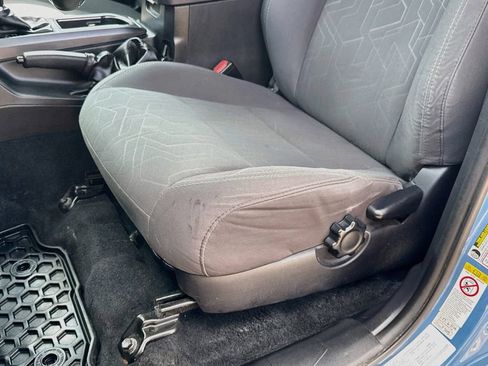 Used 2019 Toyota Tacoma SR5 AWD/4WD image 21