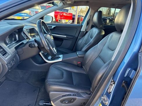 Used 2015 Volvo XC60 T5 image 16