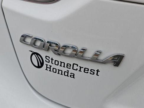 Used 2024 Toyota Corolla LE image 35