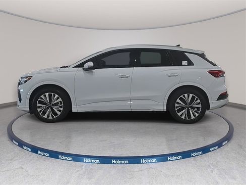 Certified 2023 Audi Q4 e-tron Premium Plus w/ Premium Plus image 9
