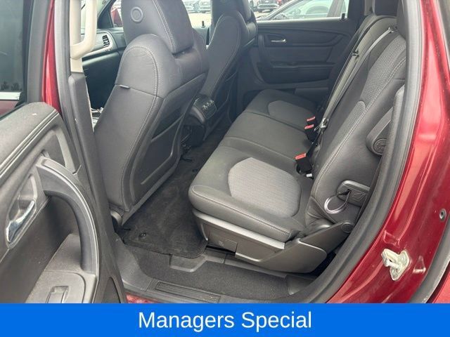 Used 2015 Chevrolet Traverse LT w/ Style and Technology Package FWD image 9