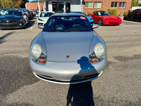 Used 2001 Porsche 911 Carrera 4 image 2